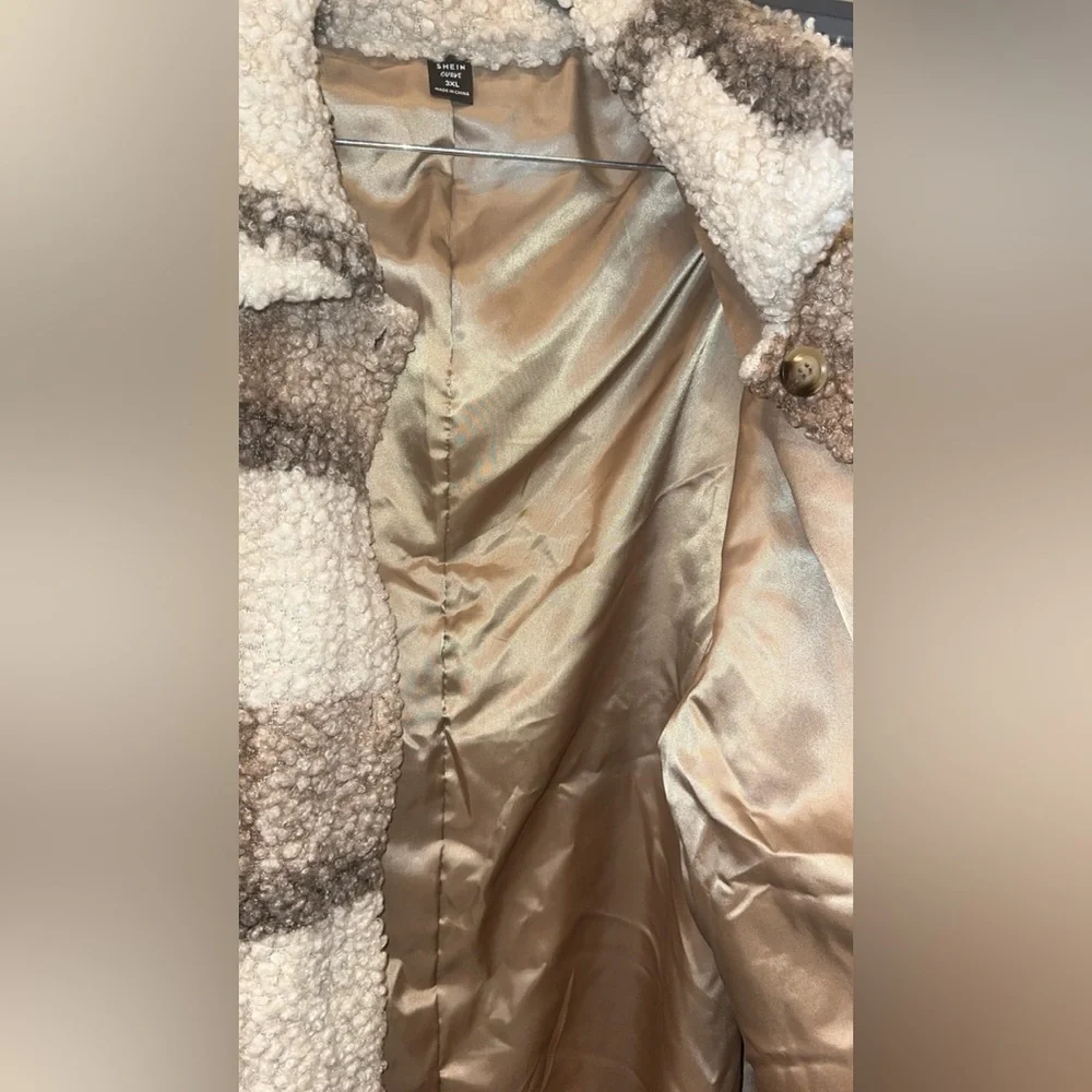 NWOT Shein Shacket (3XL) - Picture 3 of 4